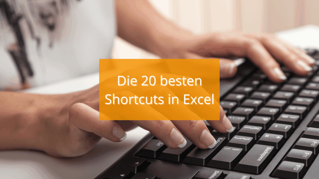Frau tippt auf Laptop und nutzt Shortcuts für Excel.